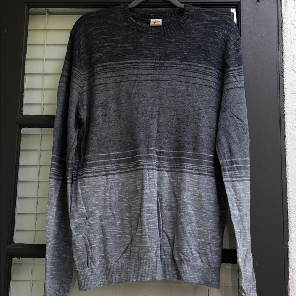 hollister sweater